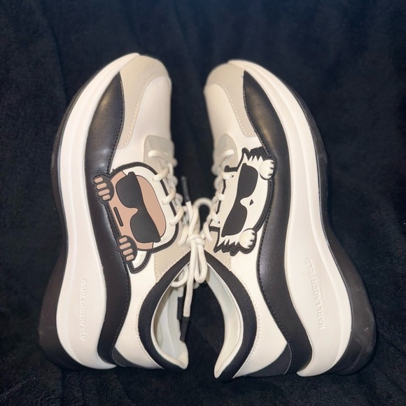Karl Lagerfeld Black and White COTY LACE UP SNEAKER NWT - Picture 1 of 11